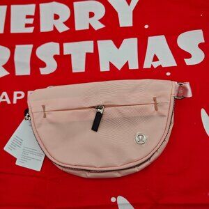 Lululemon All Night Festival Crossbody Micro Bag 2L Pink